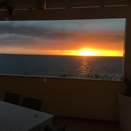 Casa Vacanze Nord-Ovest 加利波利 外观 照片