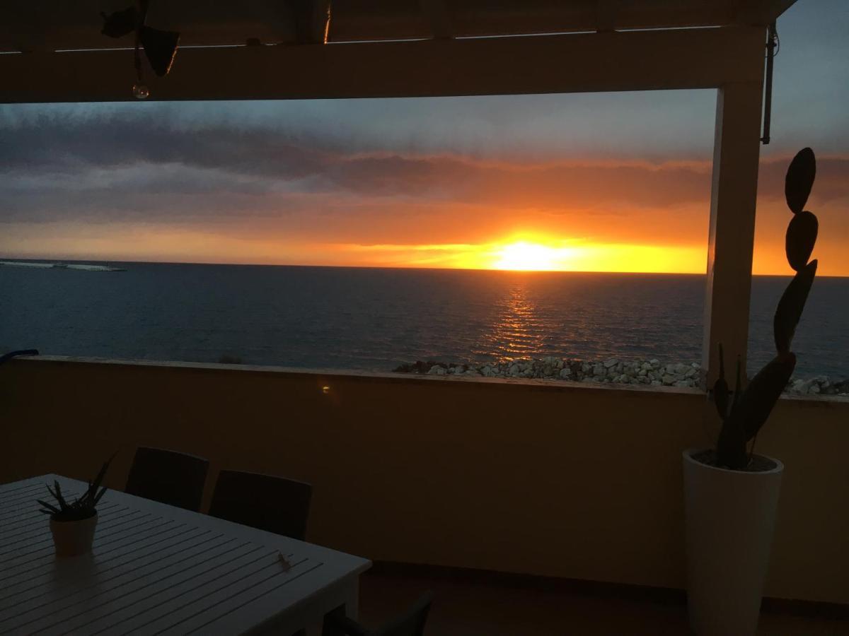 Casa Vacanze Nord-Ovest 加利波利 外观 照片