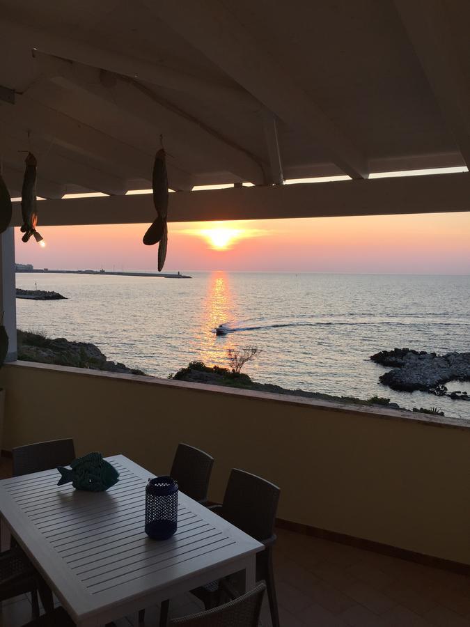 Casa Vacanze Nord-Ovest 加利波利 外观 照片