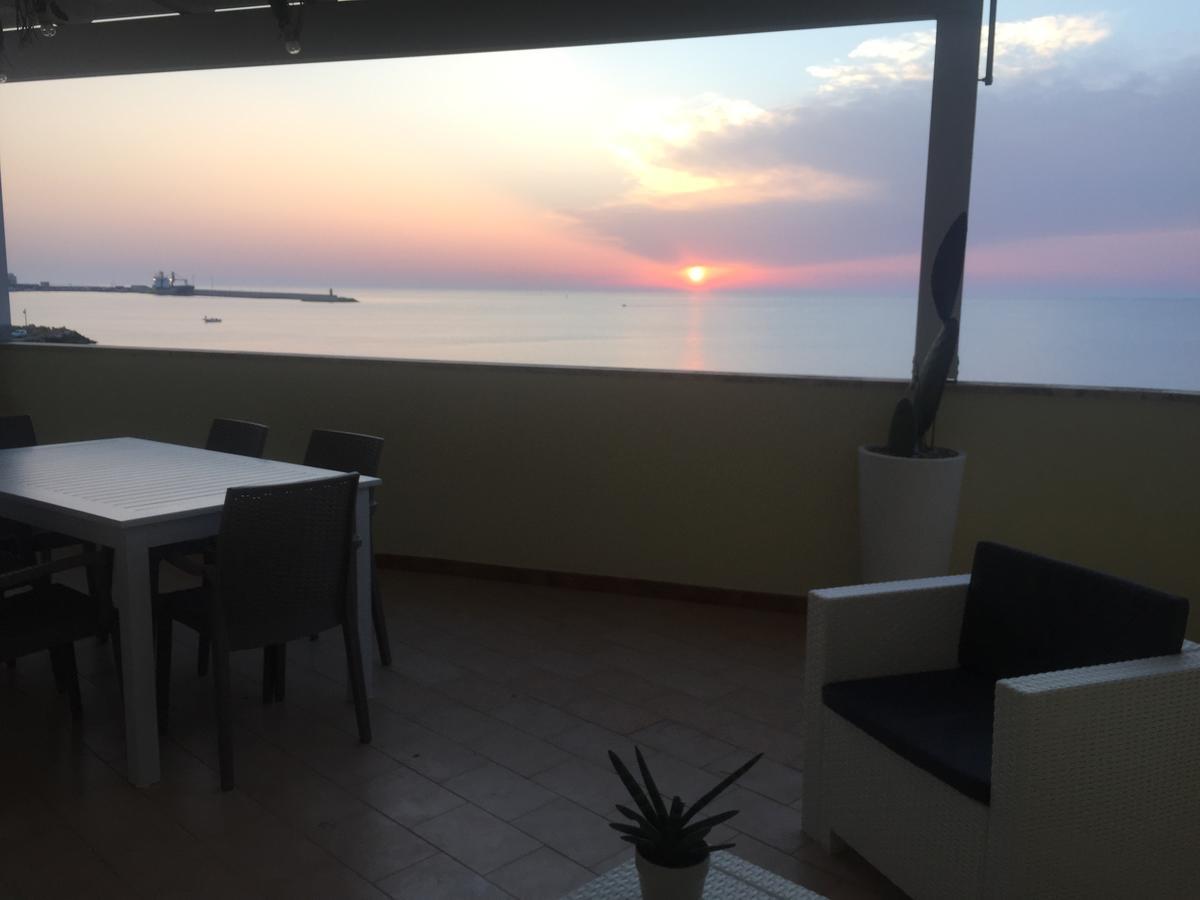 Casa Vacanze Nord-Ovest 加利波利 外观 照片